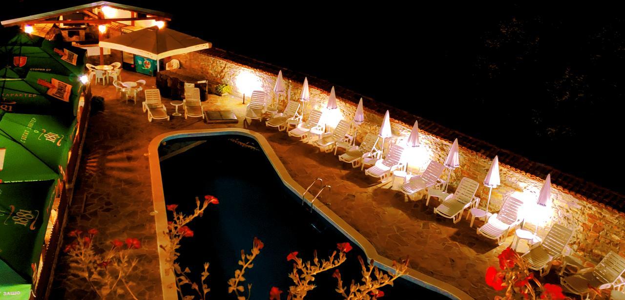 Yakovtsi Inn المظهر الخارجي الصورة