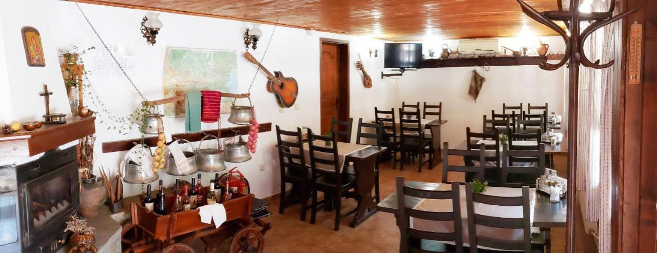 Yakovtsi Inn المظهر الخارجي الصورة