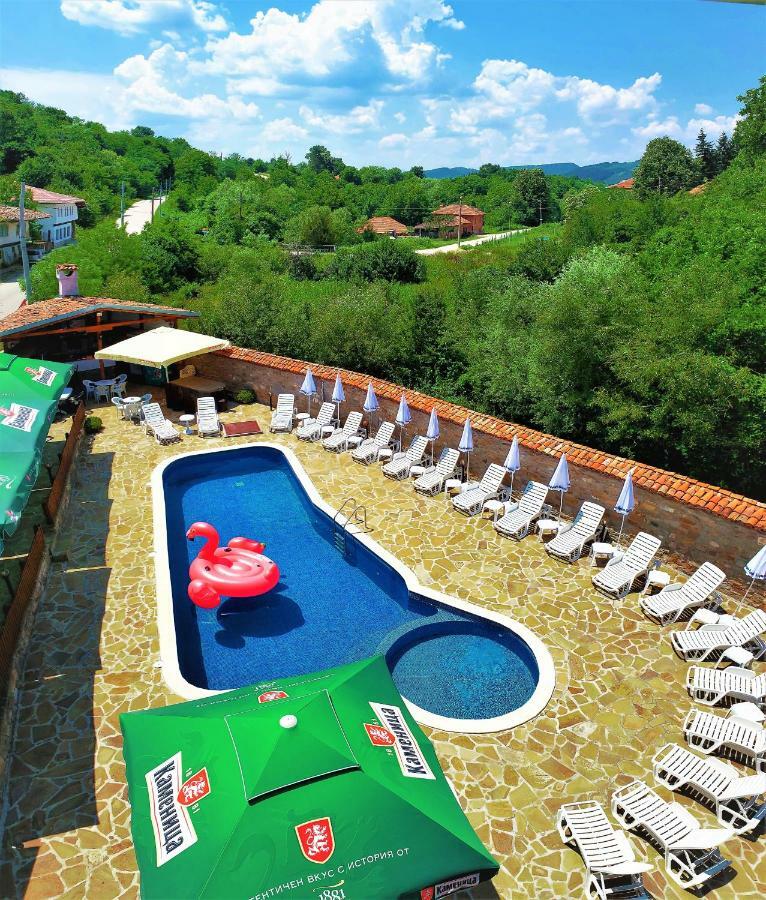 Yakovtsi Inn المظهر الخارجي الصورة